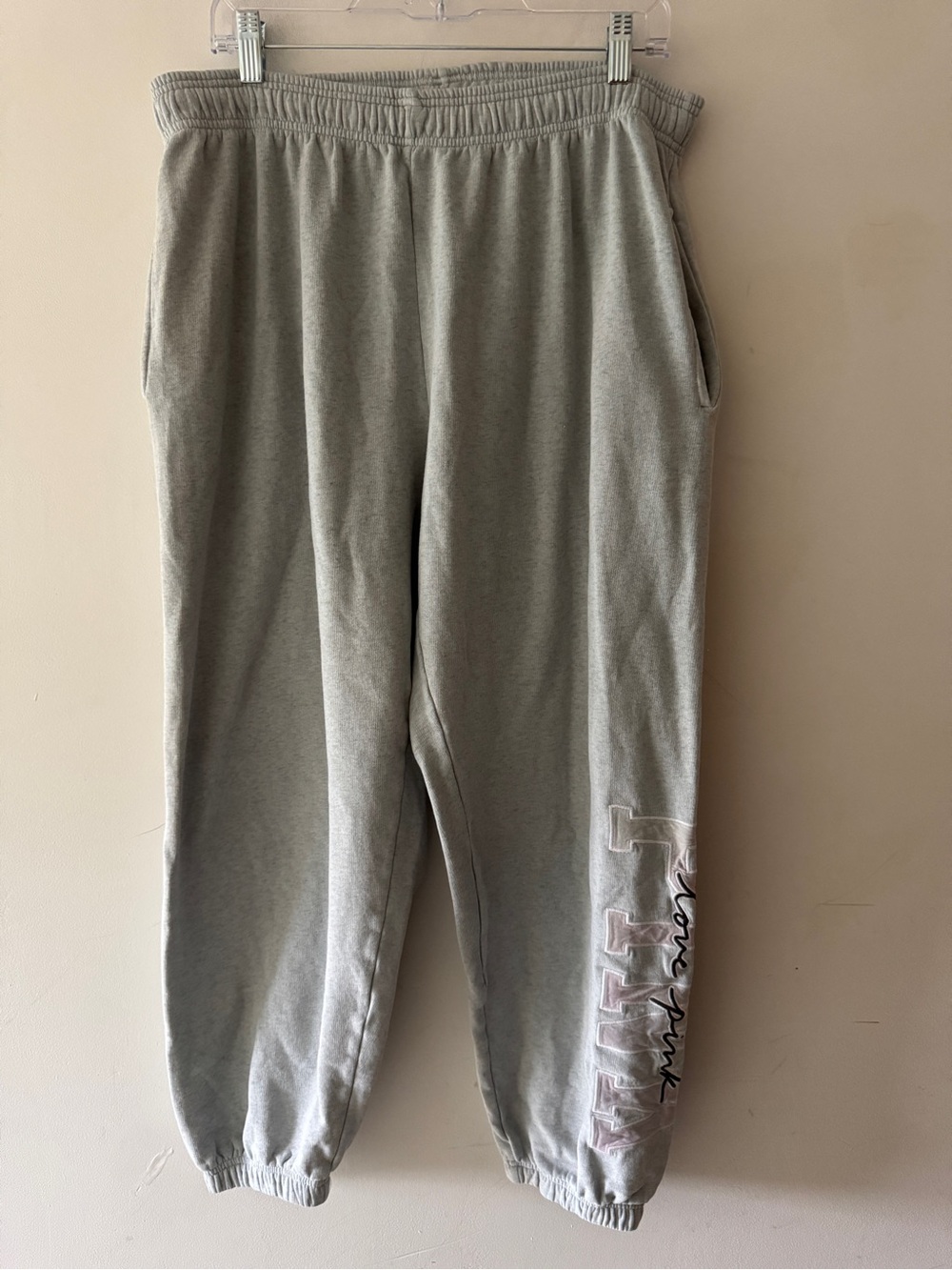 PINK Victoria’s Secret‎ Gray Lounge Sweatpants